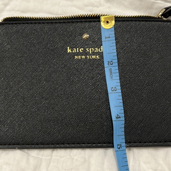 Kate Spade Wristlet - Picture 6 of 7